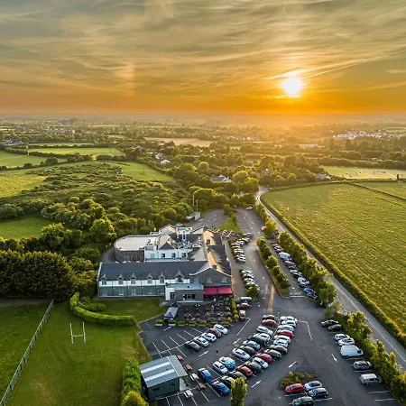 Hotel Kettles Swords