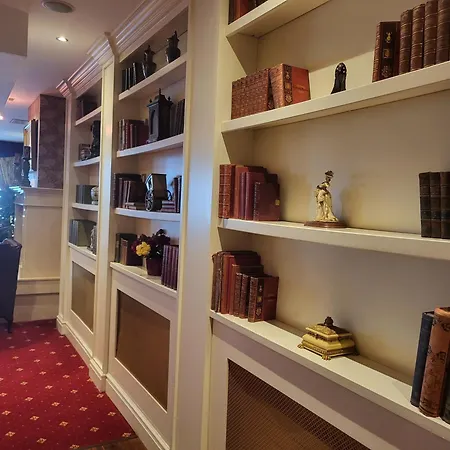 Kettles Hotel 4*