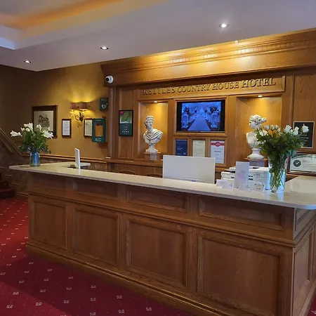 Hotel Kettles Swords