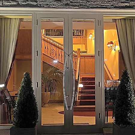 Kettles Hotel