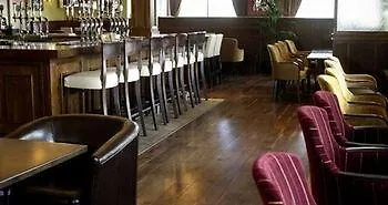 Kettles Otel Swords